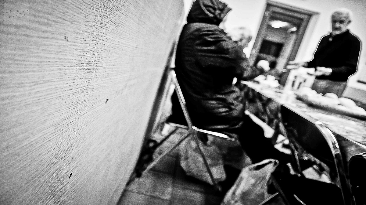 Tiziano Ballabio Photographer reportage mensa Mensa dei poveri