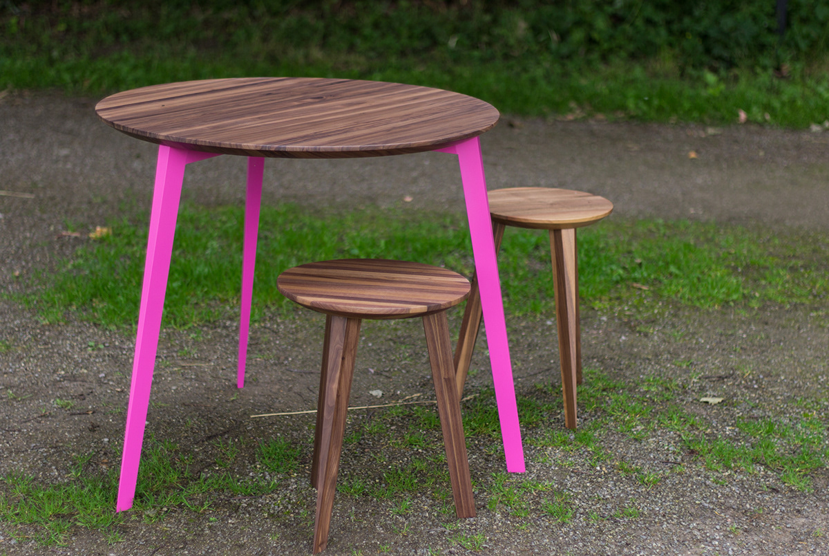 table  stool  Walnut  erika  walnuss Rastplatz hocker Tisch Kaffee Coffee Holz wood furniture möbel