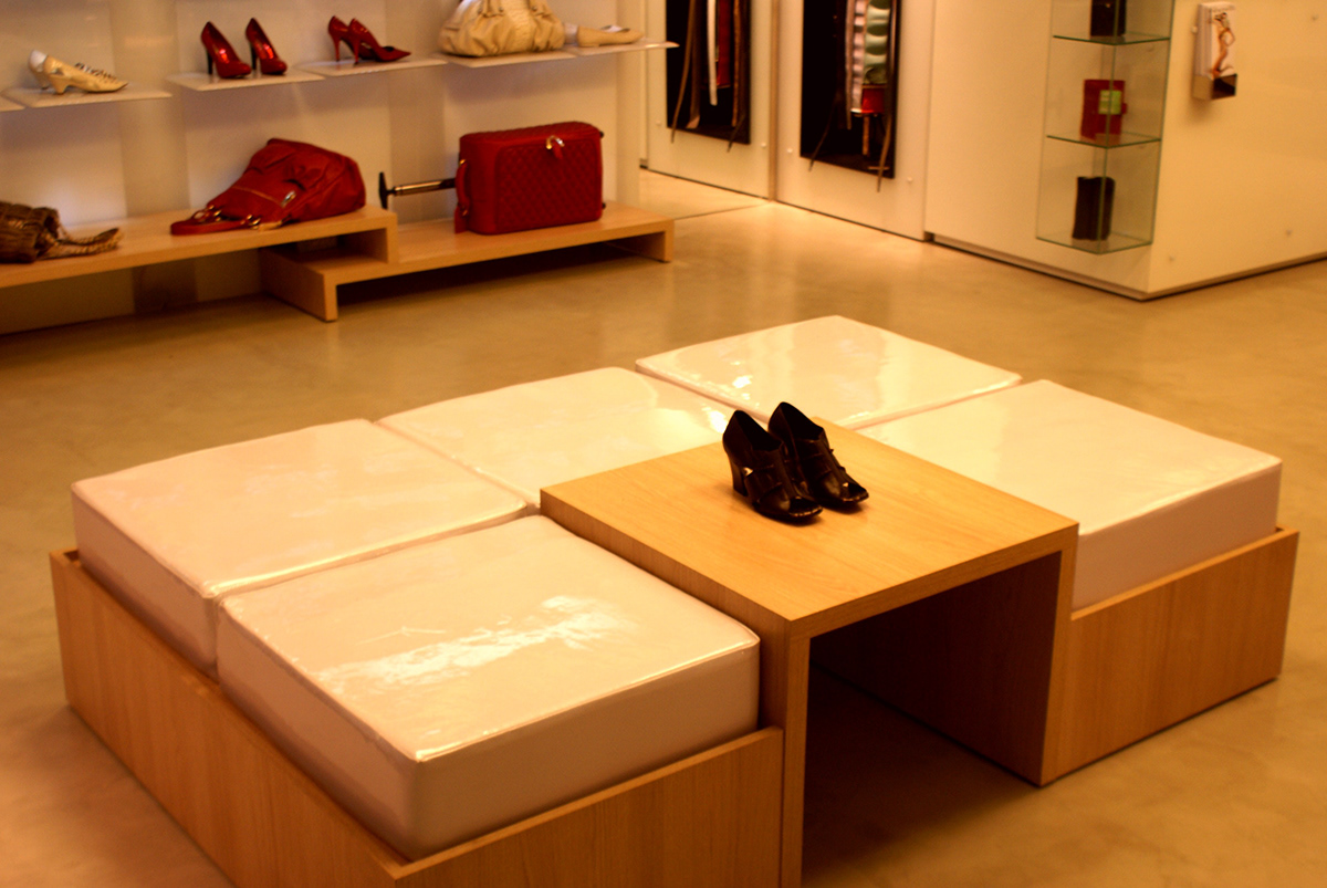 datelli store PDV pop shoes leather couro loja Concept store porto alegre Brasil gad Retail calçados Bolsas cintos