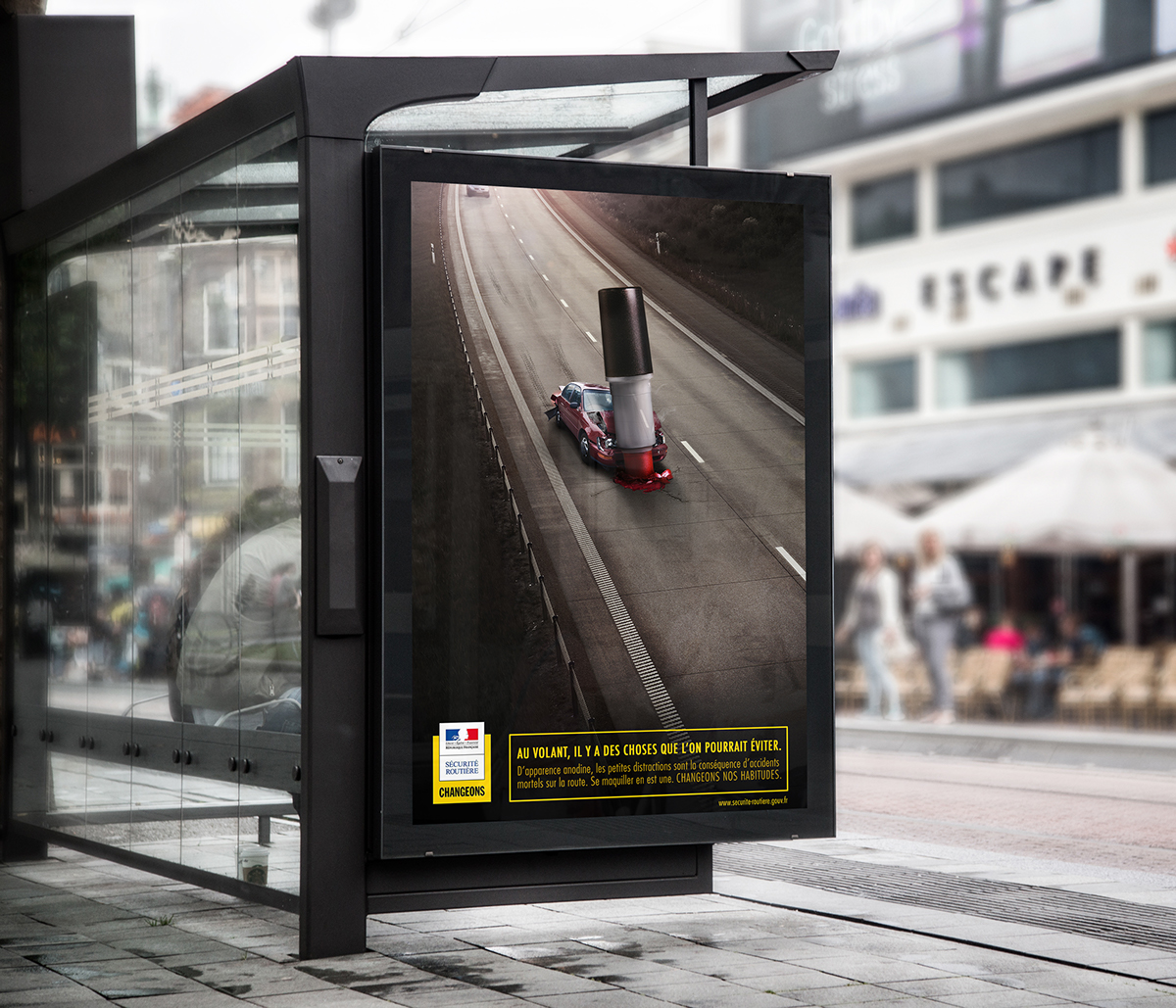 montage sécurité routière composition mauvaise habitudes lips stick cigarette Dangerous +advertising+ publicité print