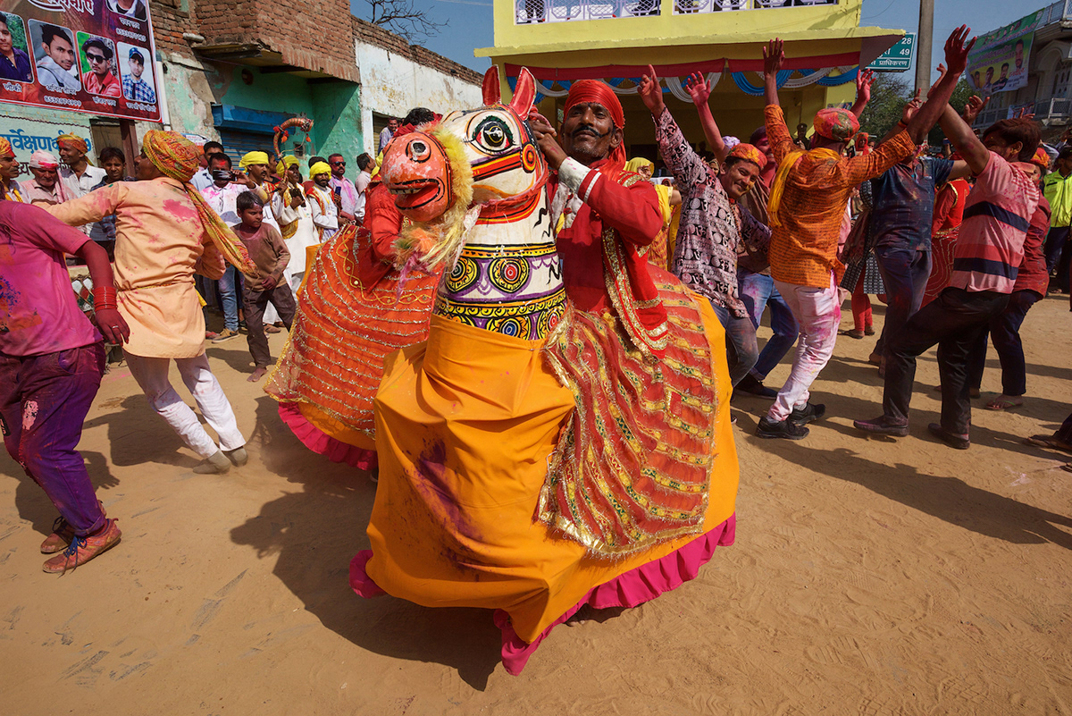 Adobe Portfolio colour festival holi India travel krishna mathura Nandgaon street photography travel photography