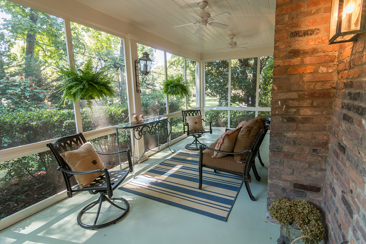 real estate Photography  southern style home