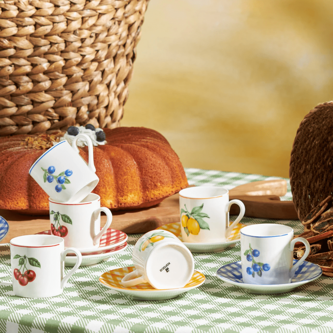 picnic Coffee coffeecup porcelain ceramic plate kitchen Food  fruits tartan