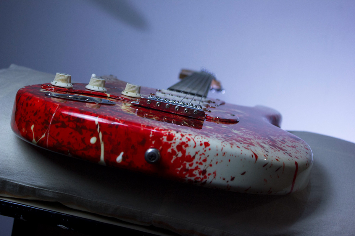 painting   guitar blood luthier bloodguitar customguitar flegethon paintedguitar stratocaster ILLUSTRATION 