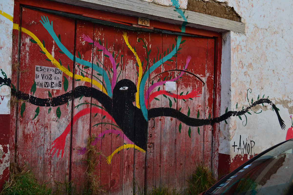 Street rebellion Frida Kahlo stencil walls