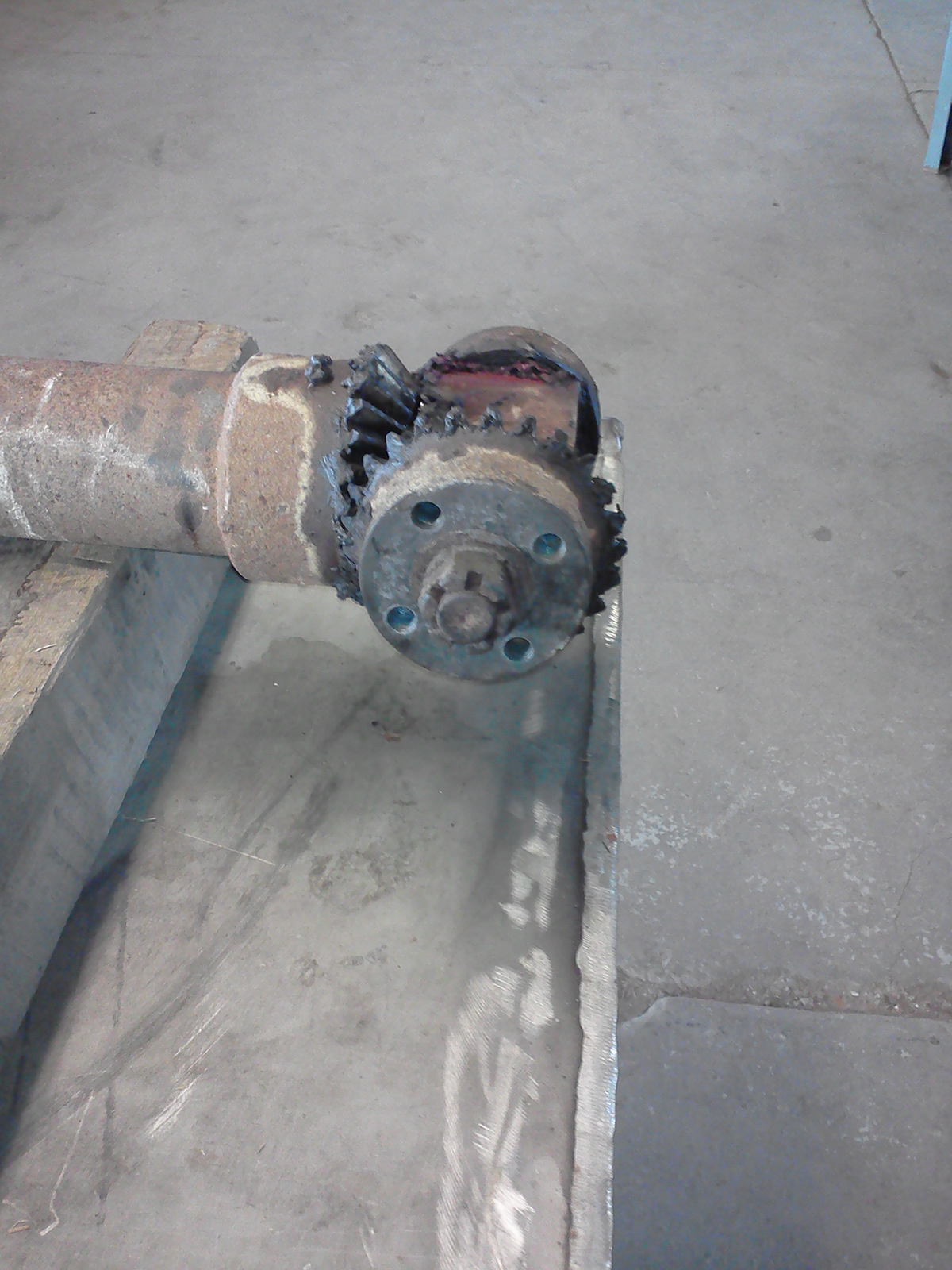 Casting Machine Shaft repair welding Machining grinding