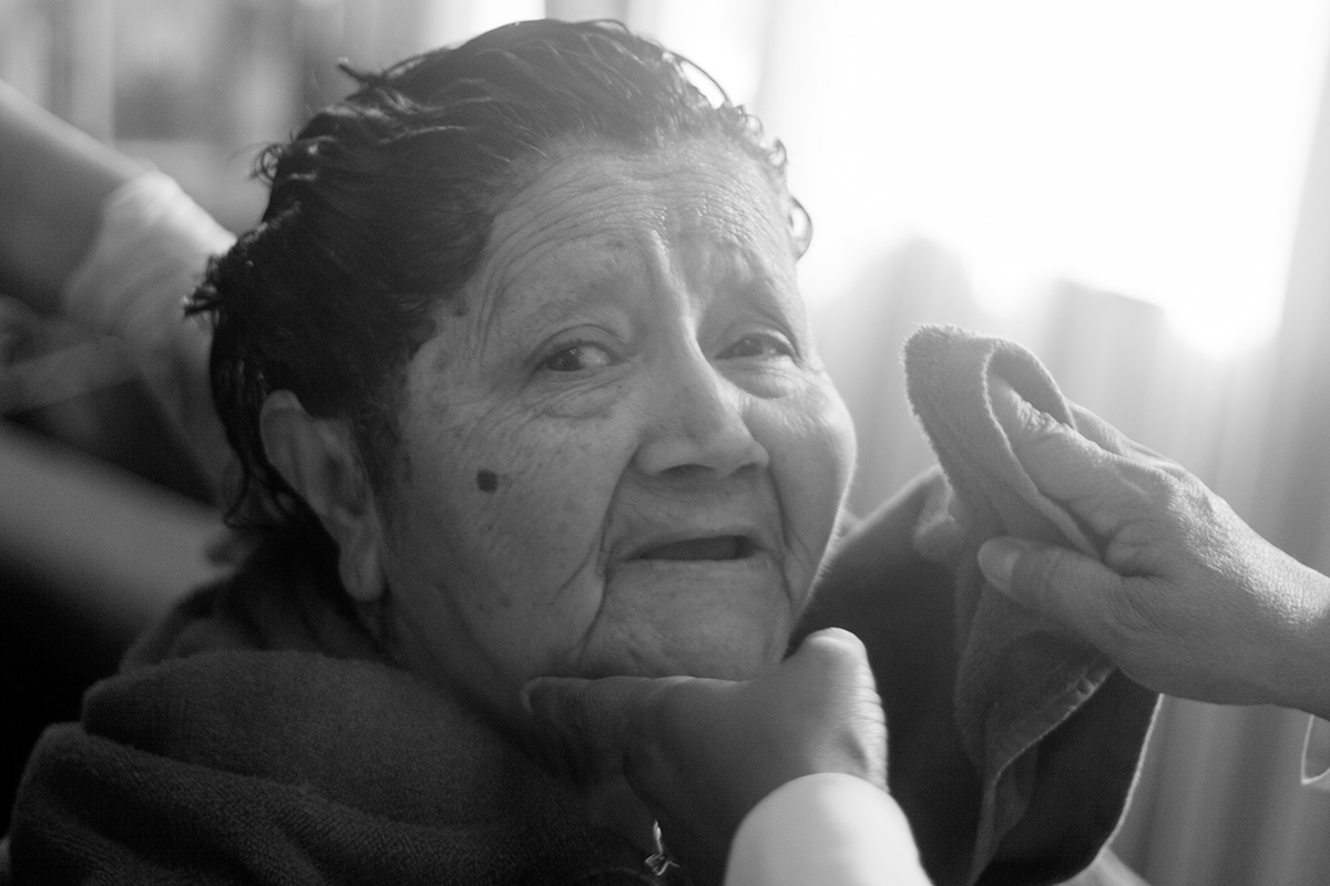 Mi Vieja Linda vieja LINDA grandmother grandma Mama stroke recovering healing