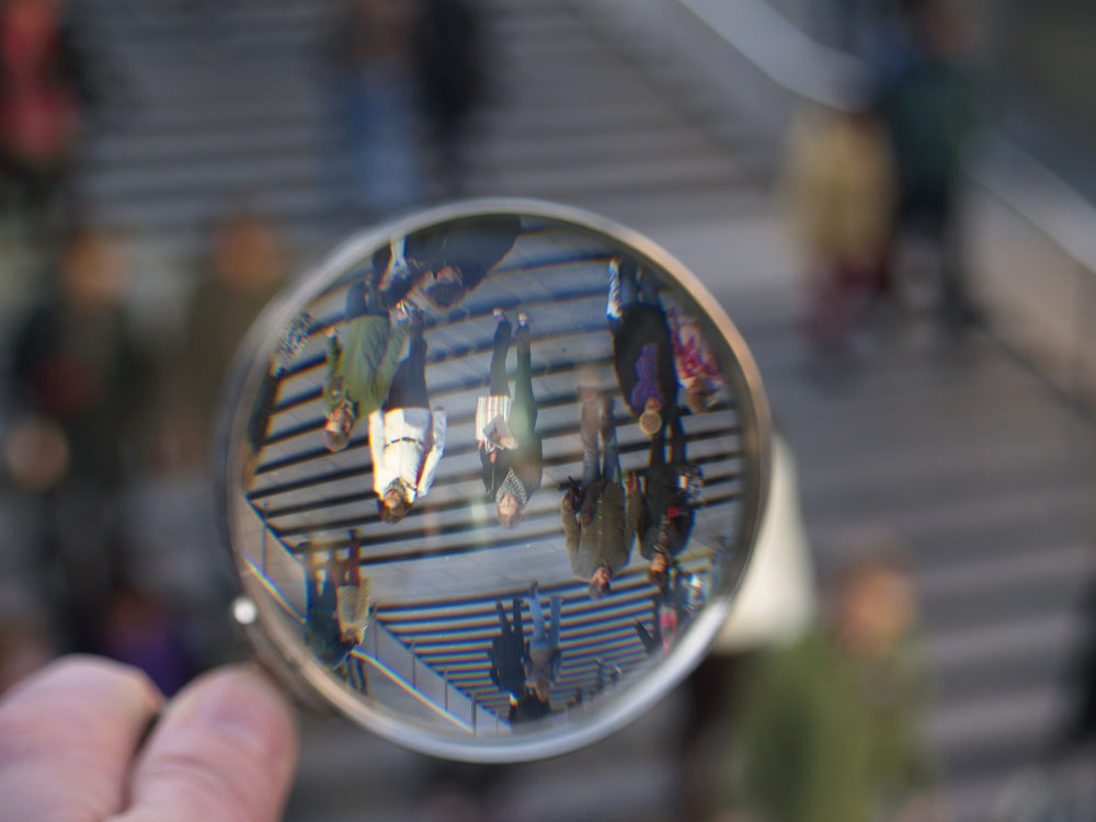 fine art concept magnifying glass Rotterdam