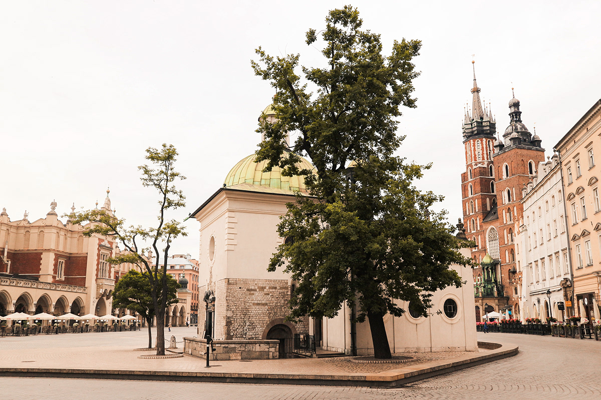 Minimalism city krakow poland Cracovia church square Europe Travel symmetry
