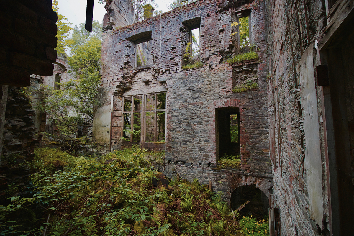 abandoned urbex scotland Travel manor house mansion haunted creepy