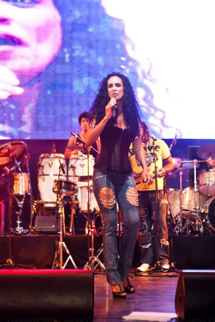 fesival latino americano cantante backstage music live  Backstage Samba  Music Latin