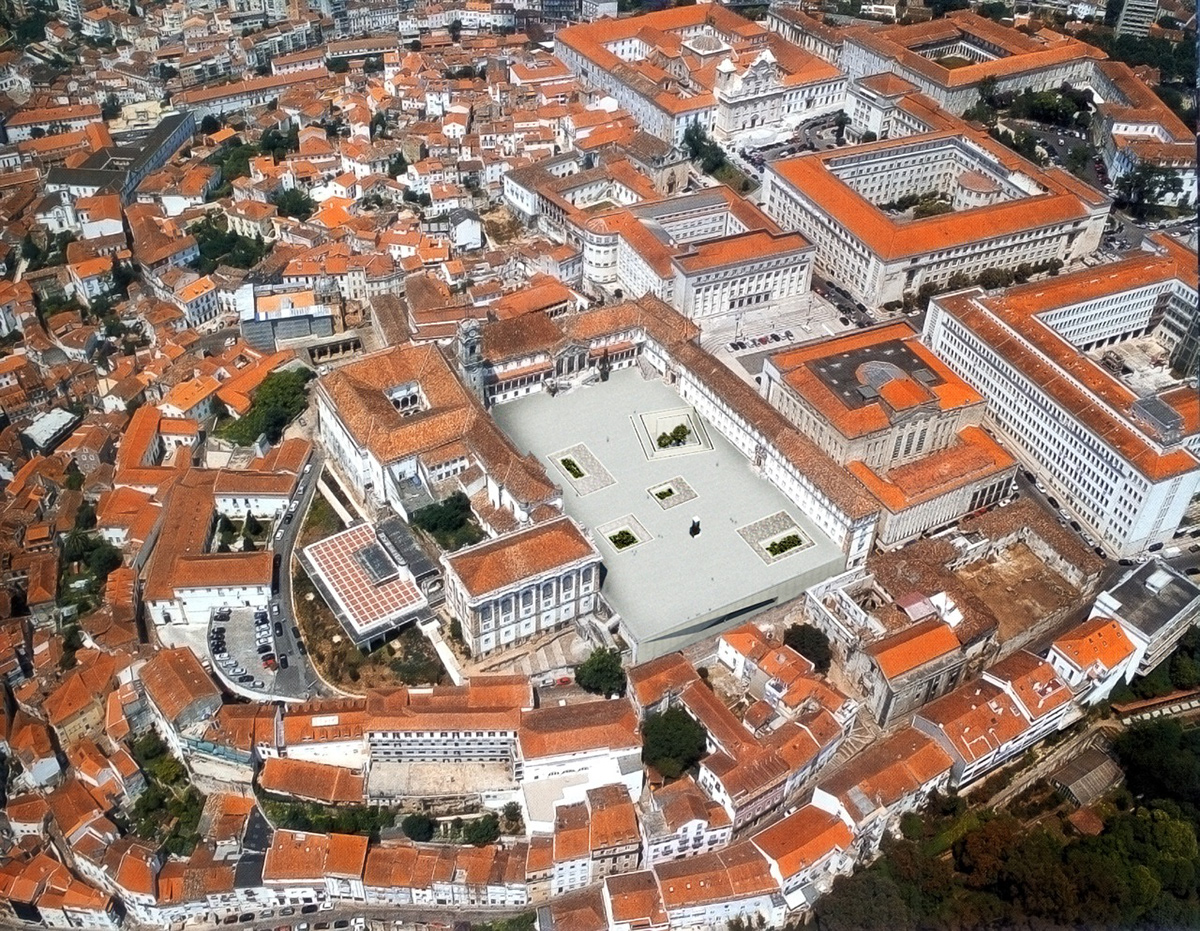 Delirium Coimbra  university of coimbra The School Yard