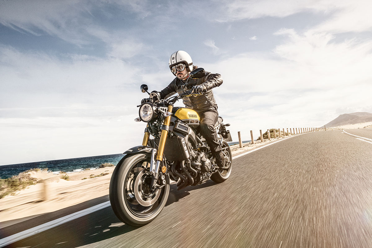 Adobe Portfolio yamaha motorcycle bikes caferacer naked location spain beach dunes Fuerteventura