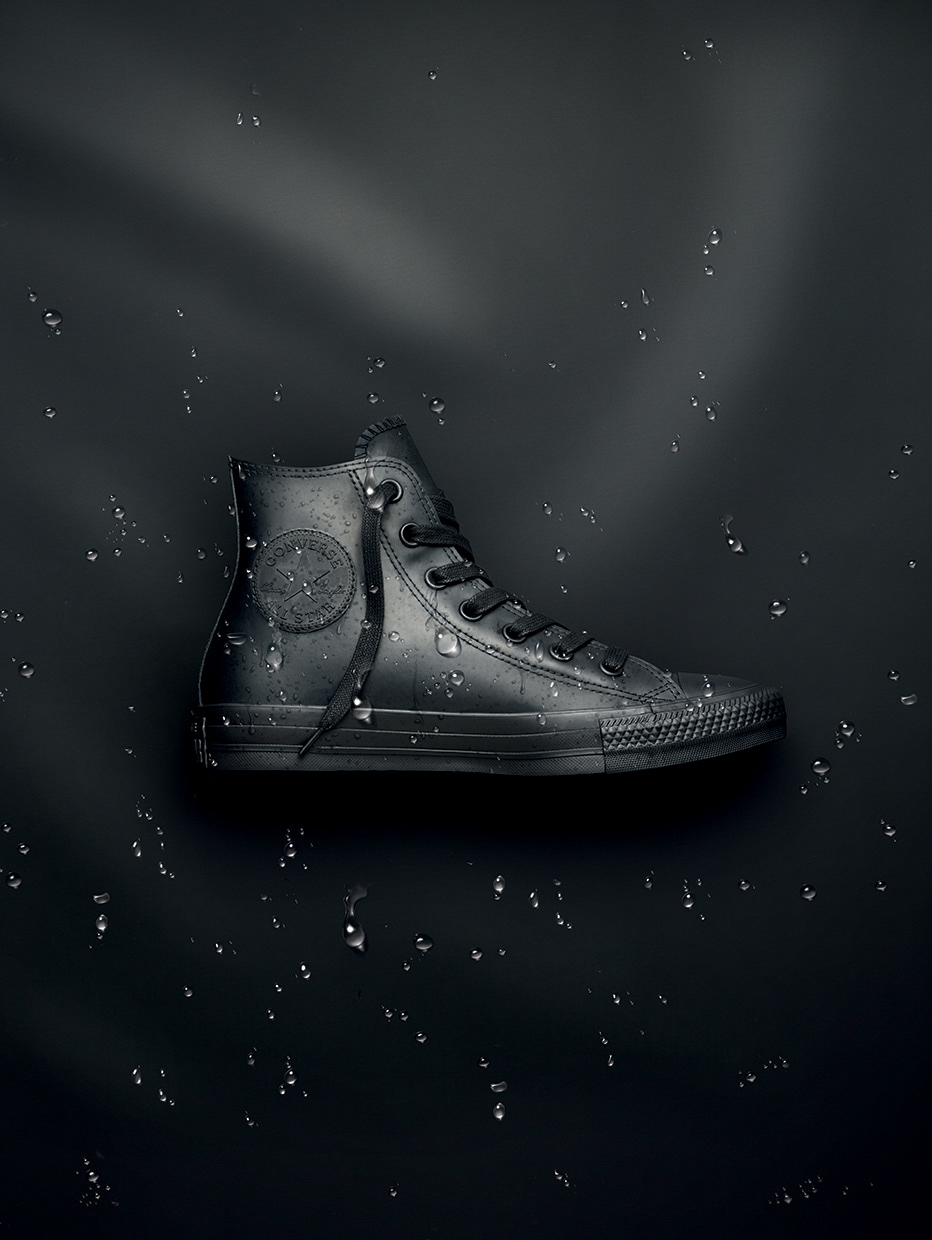 drip water wash clean consecutive streetpoles paint running shoe rubber converse