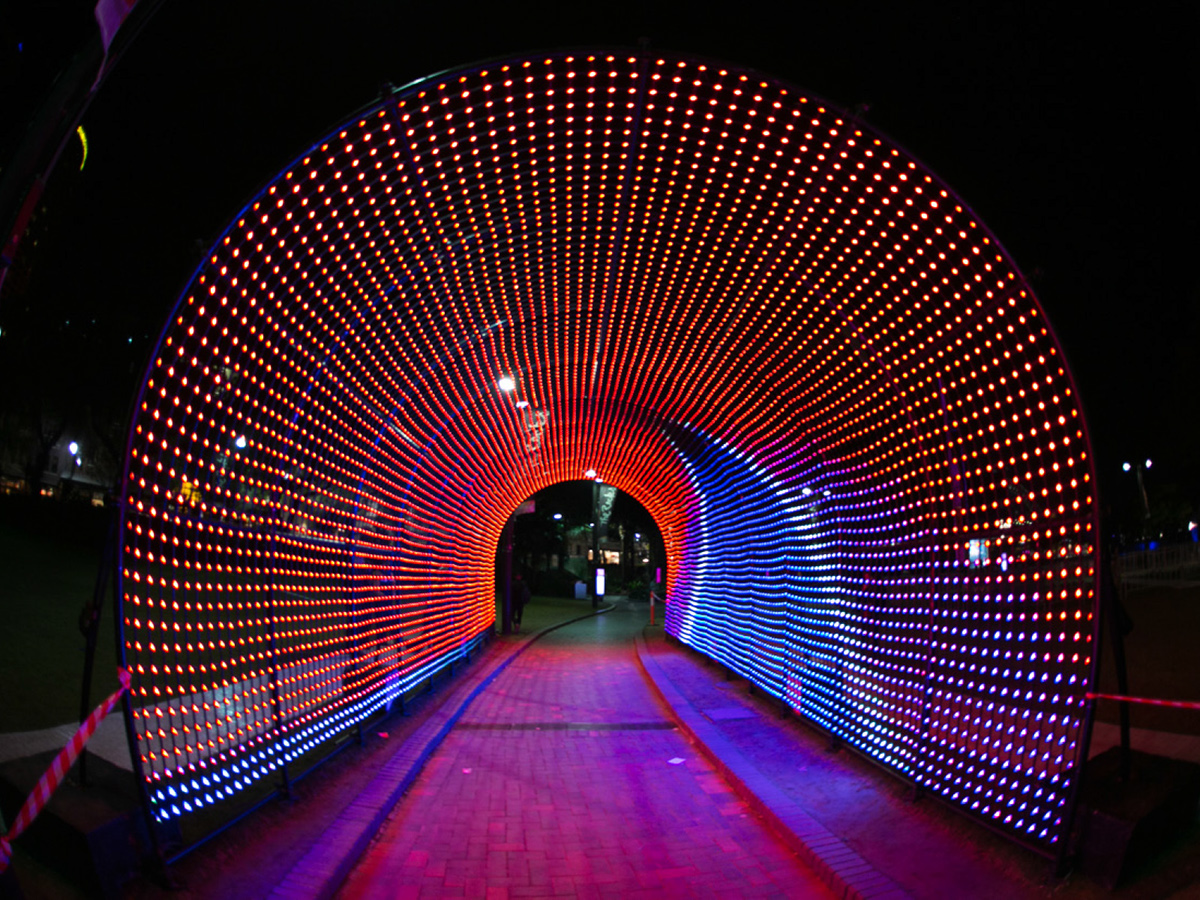 interactive marketing Corporate Design interactive animation graphics installation tunnel light sculpture Vivid Sydney light tunnel