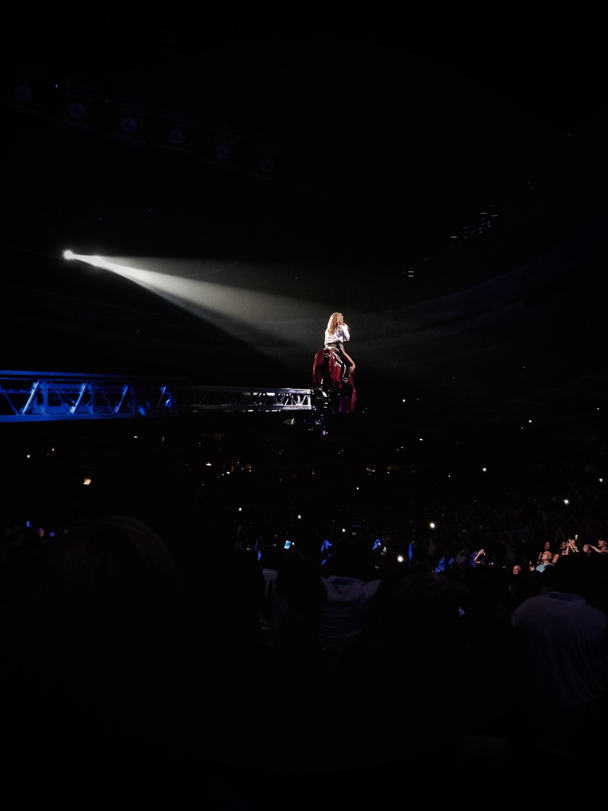 Shania Twain concert photography live music