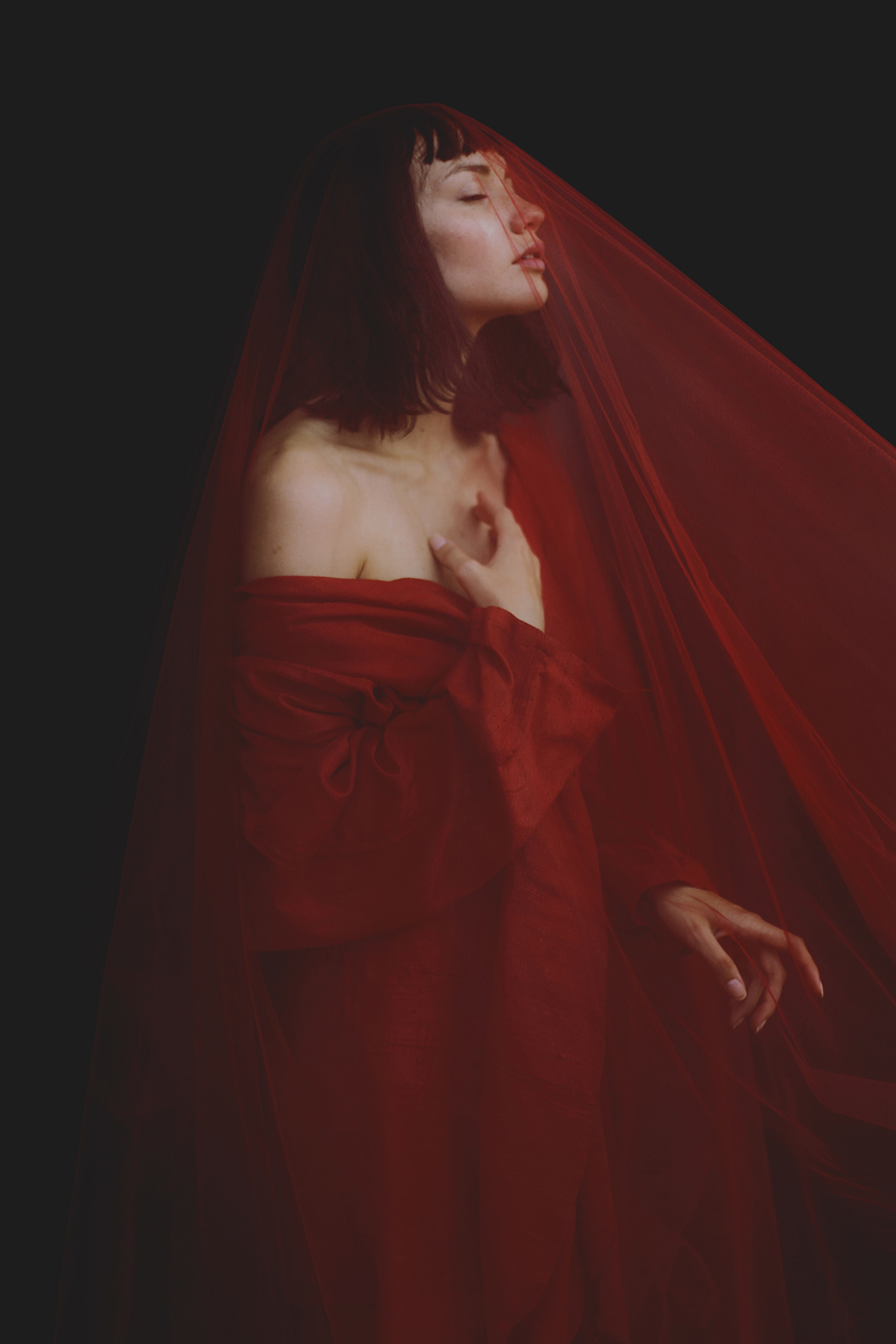 deborah parcesepe Francesco Ormando lone wolf magazine model modeling girl red dark Wait Until Dark
