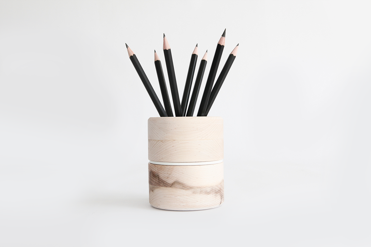 penholder minimal funtional maple baneret the workspace collection