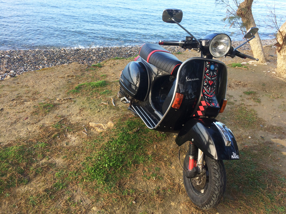 Totem black red lining markers vespa life Love darkness happiness