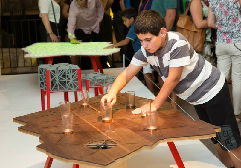 table Musical interactive