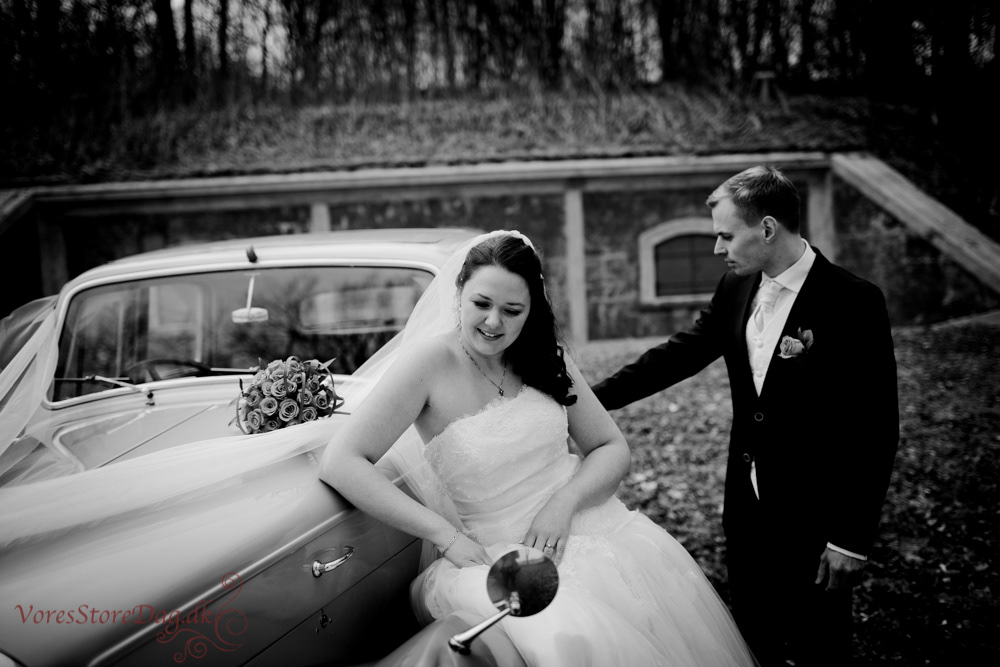 glostrup bryllupsfotograf kirke bryllupsbilleder fotograf fotografer vielse Brudepar bryllupsfotografering vores store dag