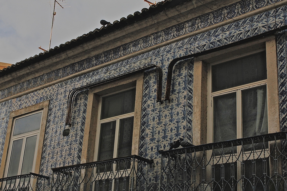 Alessandro Zir Portugal Brazil Luso-Brazilian Encounters Lisbon A/Z flaneur facades ruins architecture