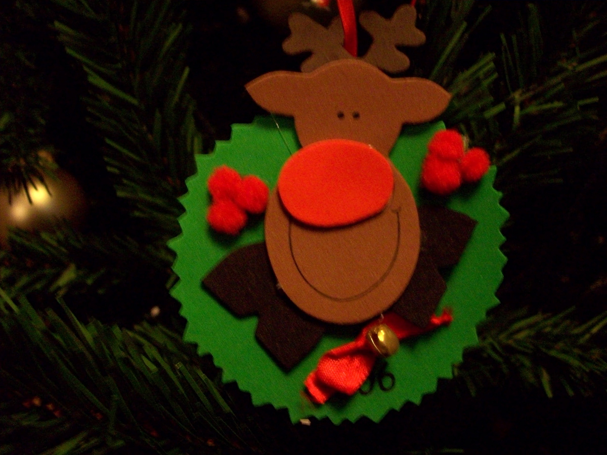 ornaments Tree  nutcrackers angel peanuts hersheys globe lights