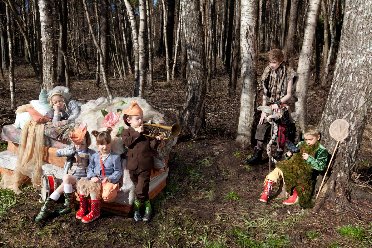 fairytale children woods imaginery play prince Ronja three pigs sleeping beauty snow white