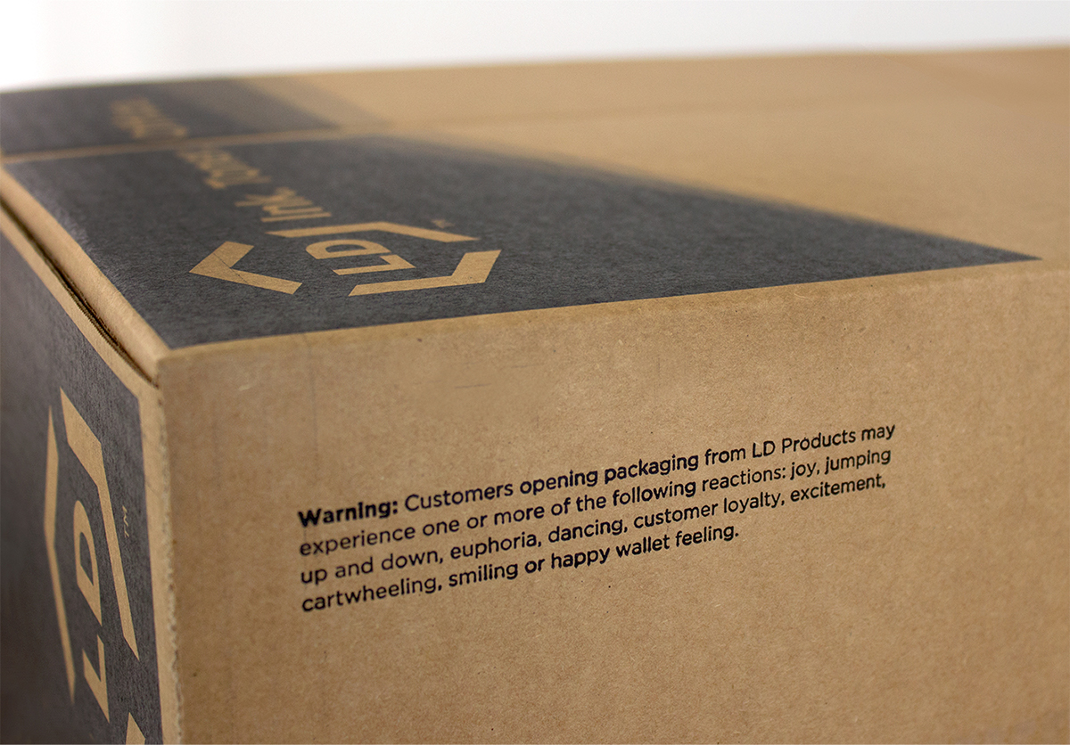 Packaging box product shipping Fun branding  tone of voice identity Copy Writing art direction 