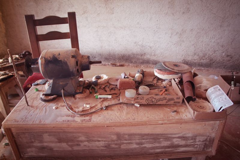 artesanos camilacagliolo xocchel yucatán mexico hueso esculturas