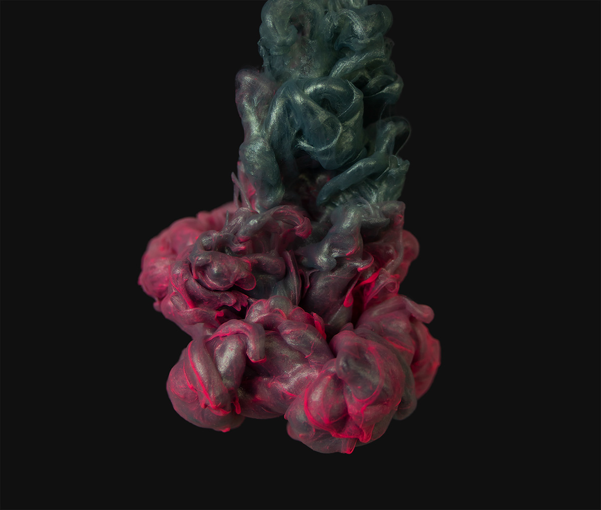 abstractart Albertoseveso colours contemporaryart fluids Inkandwater Liquid liquidmetals slowmotion visialart