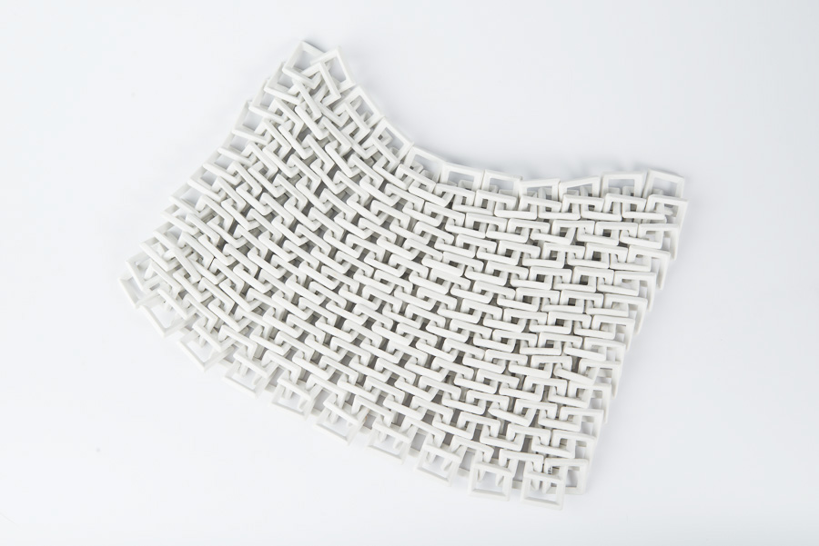 chain slip cast porcelain structure grid mobile variable