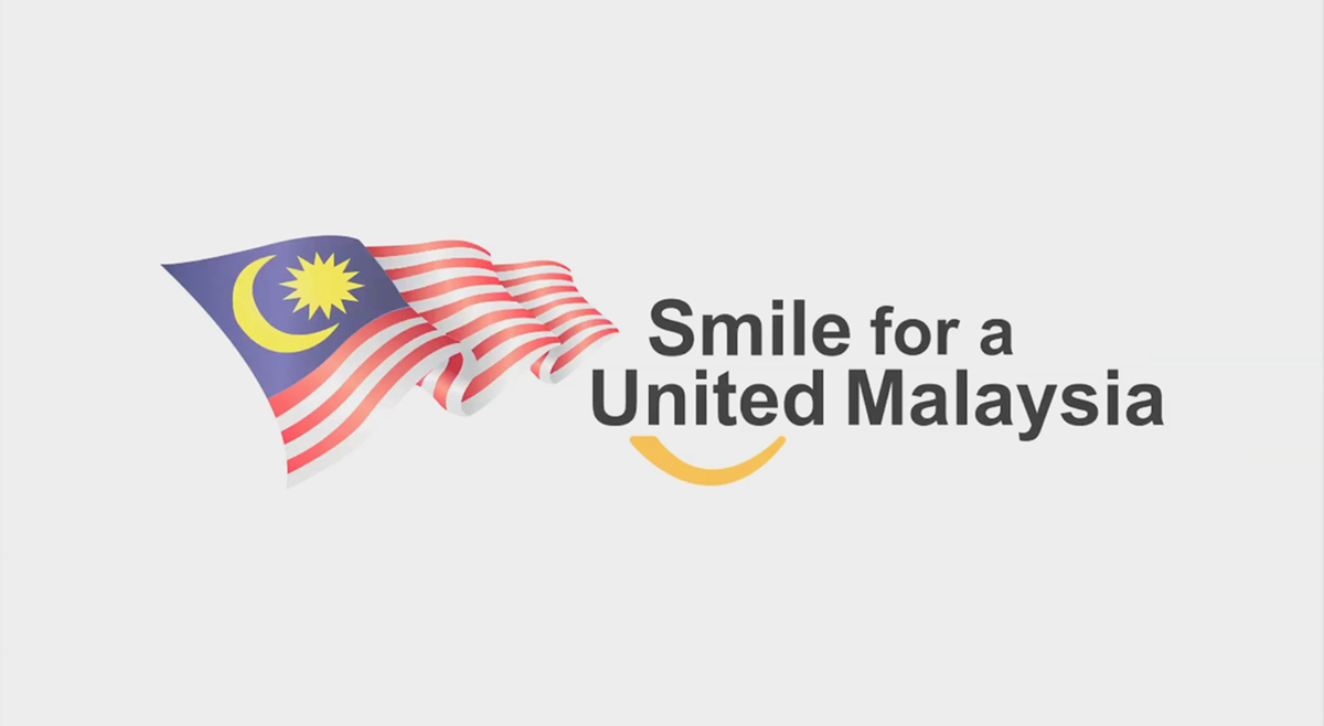 etiqa malaysia day Viral video flashmob kuala lumpur Bukit Bintang klcc malaysia flag