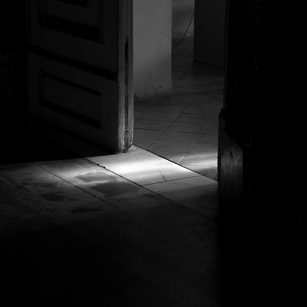 black and white bianco e nero bn bw Caserta reggia Reggia di Caserta italia Italy Shadows ombre light luce people persone
