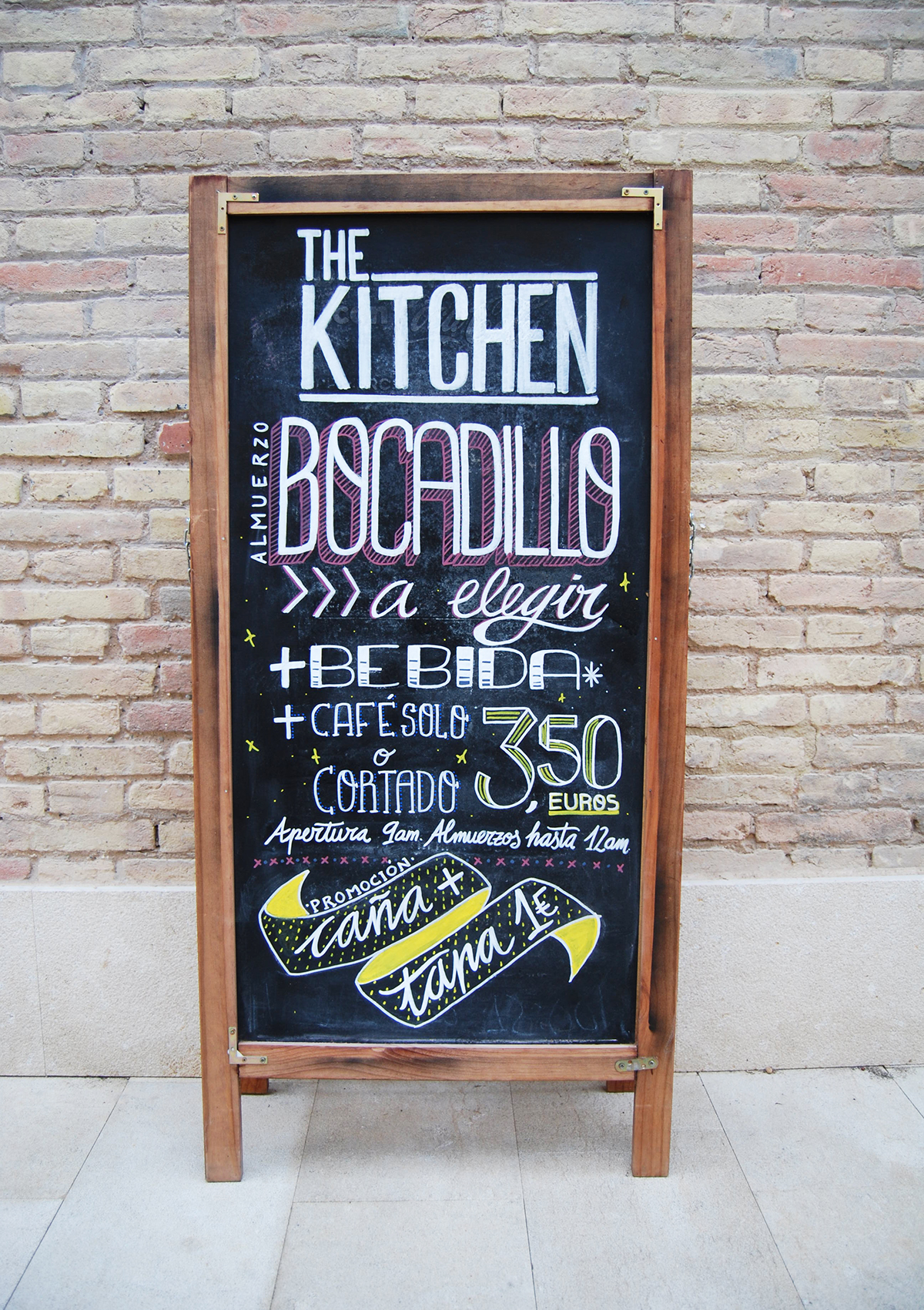 lettering handmade blackboard Board pizarra tipografia diseño tiza chalck kitchen restaurant Coffee naves sign rótulo