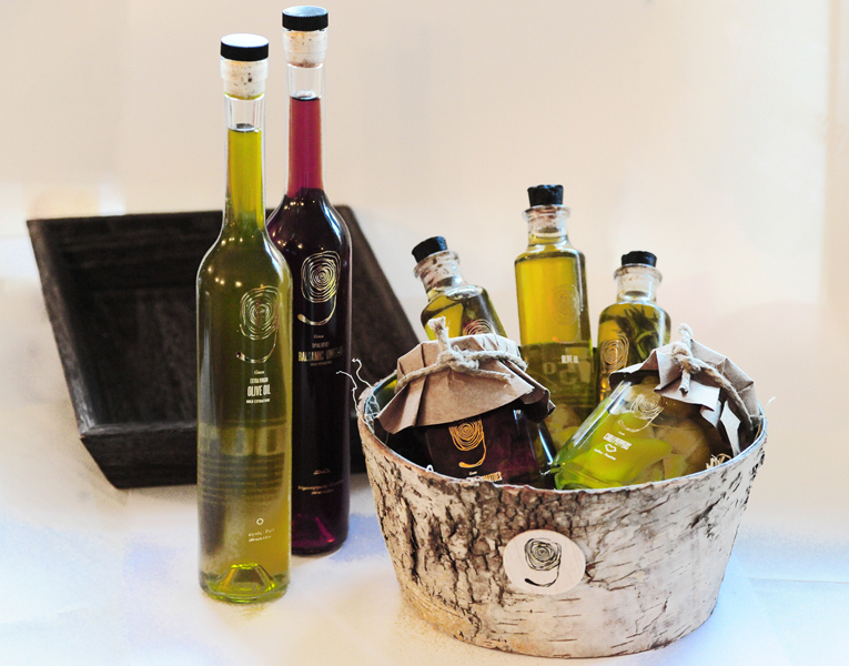Olive Oil package gaea greek Gaia