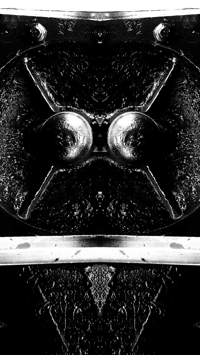 art photography dark black & white symmetry exposition art kaleidoscope industrial train maschine kristina gentvainyte cold surreal lithuania belgium