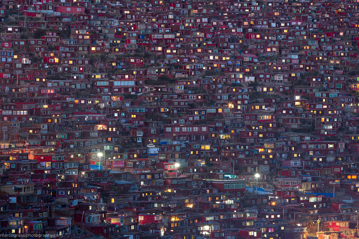 china Buddhist college Larung Gar Archiecture Photography  marco grassi red houses Landscape Urban city scape