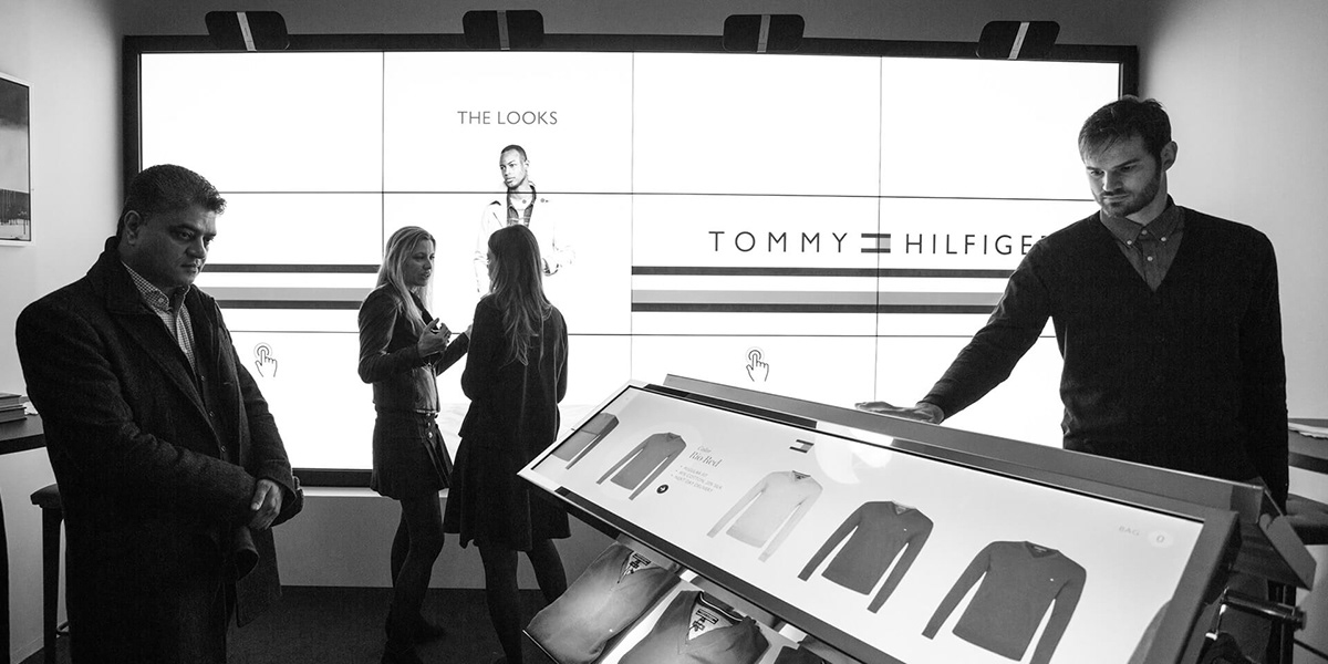 tommy hilfiger tommy hilfiger pitti uomo Fashion  gigi hadid installation prototype digital shopping in-store