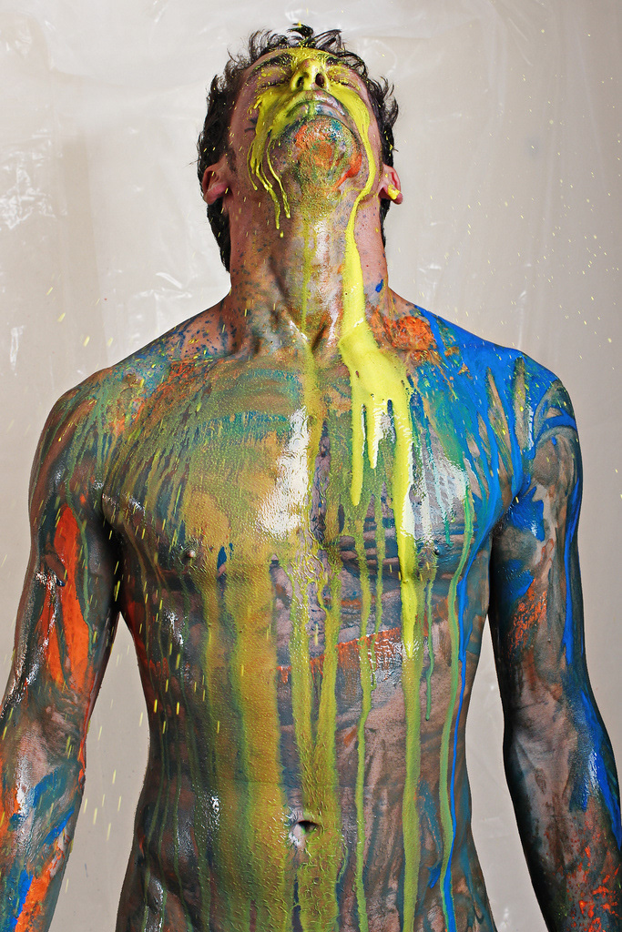 modelo model man hombre masculino male pintura Fotografia colores colors colours drop gota Leak Liquid