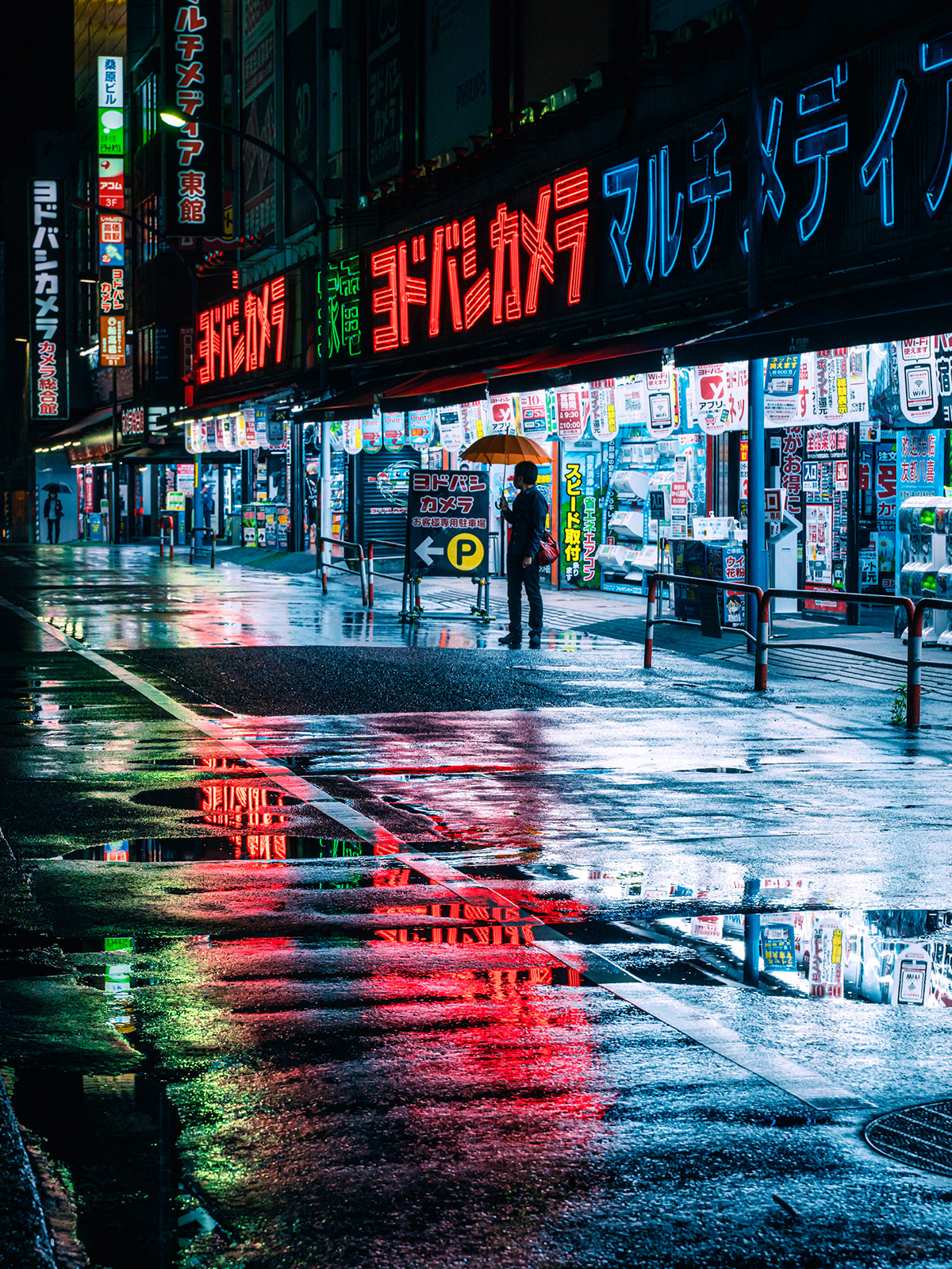 Cyberpunk neon night photography Photography  Sci Fi street photography rain lightroom night photographer