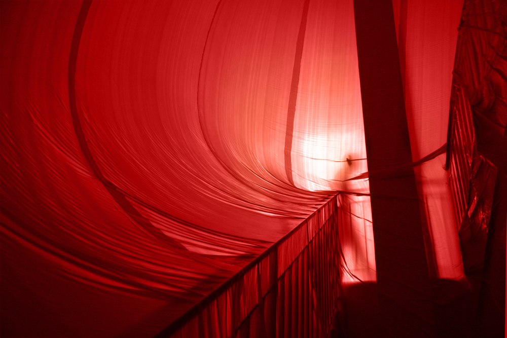 installation art conceptual inflatable penique productions balloon air red
