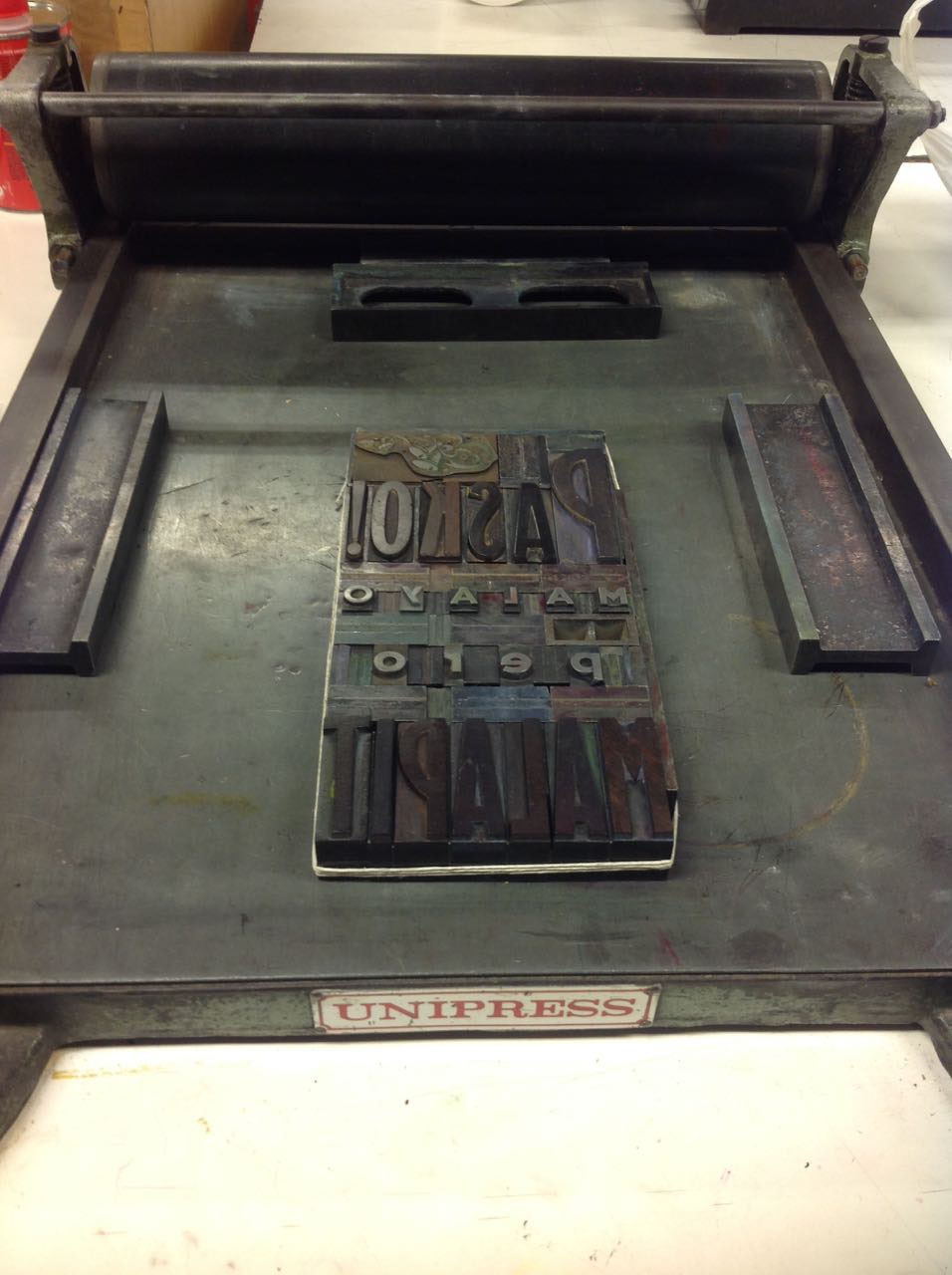 pinoyartista handmade in barcelona jose gamboa pasko Business Cards pinoy artista letterpress typesetting