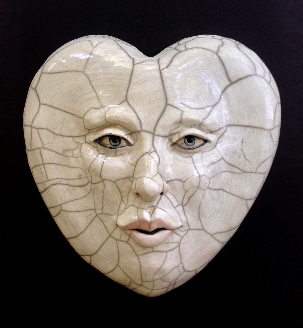 heart cracked broken lines mask map beauty symbol