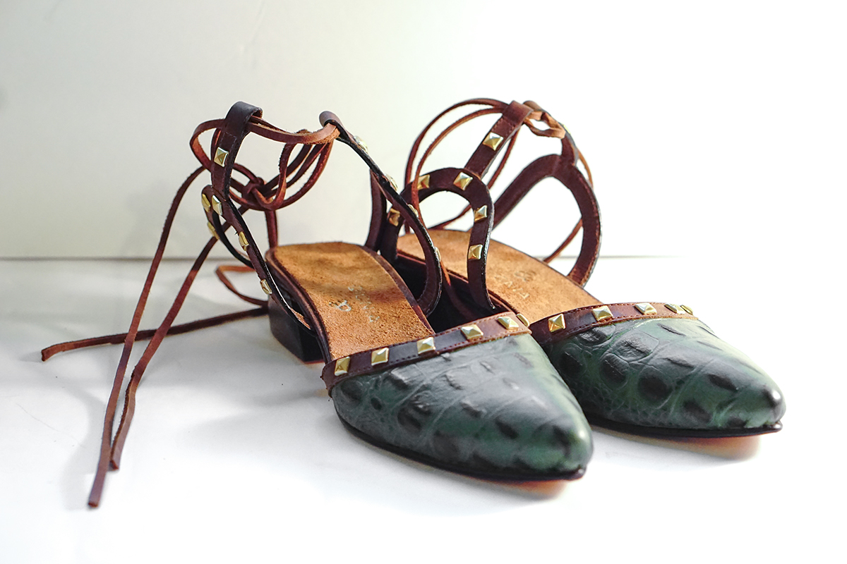 shoe design valentino crocodile strap Ankle Pointed Toe