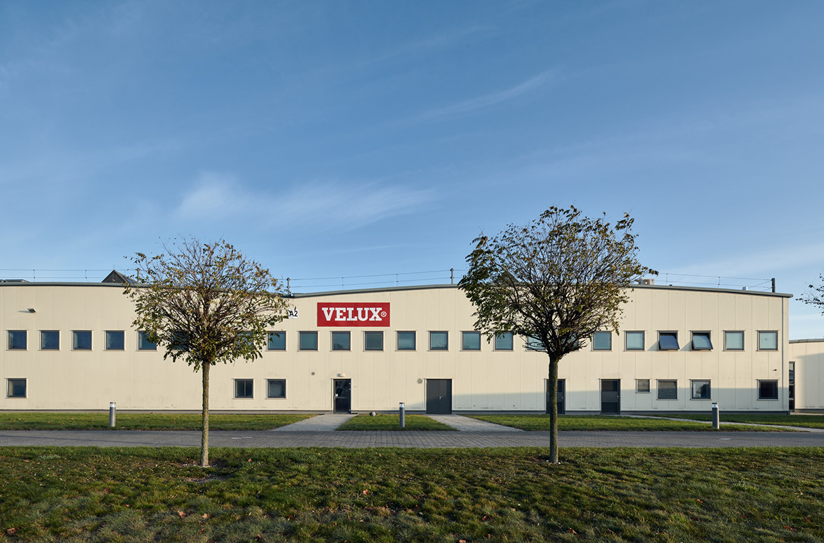 Adobe Portfolio namysłów production facility rooflight Velux Velux factory