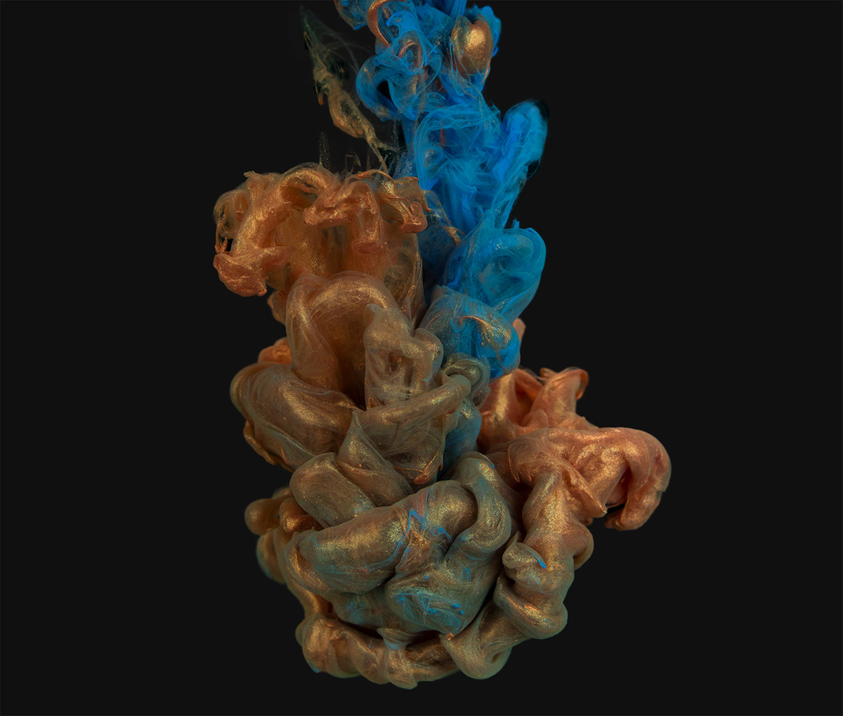 abstractart Albertoseveso colours contemporaryart fluids Inkandwater Liquid liquidmetals slowmotion visialart