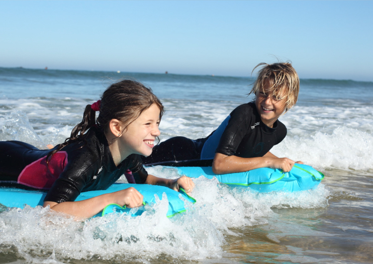 Tribord glisse Surf kids wave play Ocean