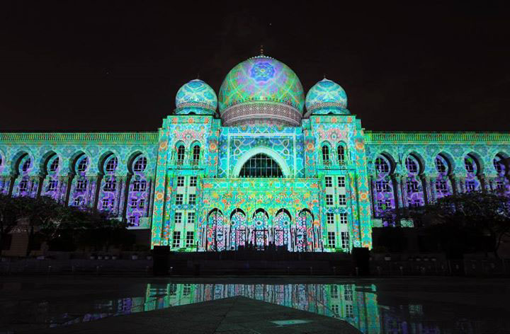 projection mapping Mapping putrajaya malaysia lampu light festival
