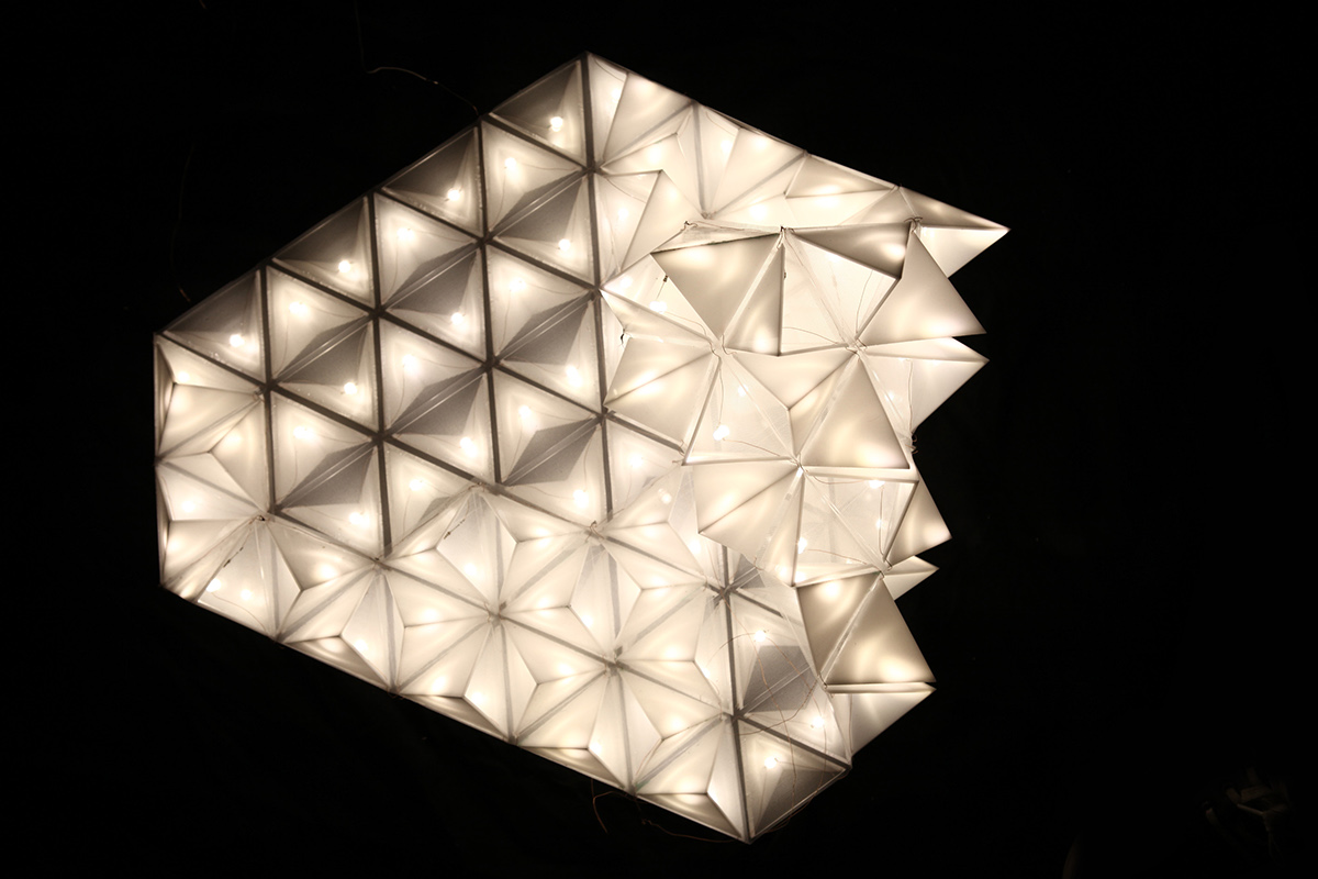 Lamp led PLEXIGLAS tetrahedron modul leuchte dreieck triangle deborah fortes